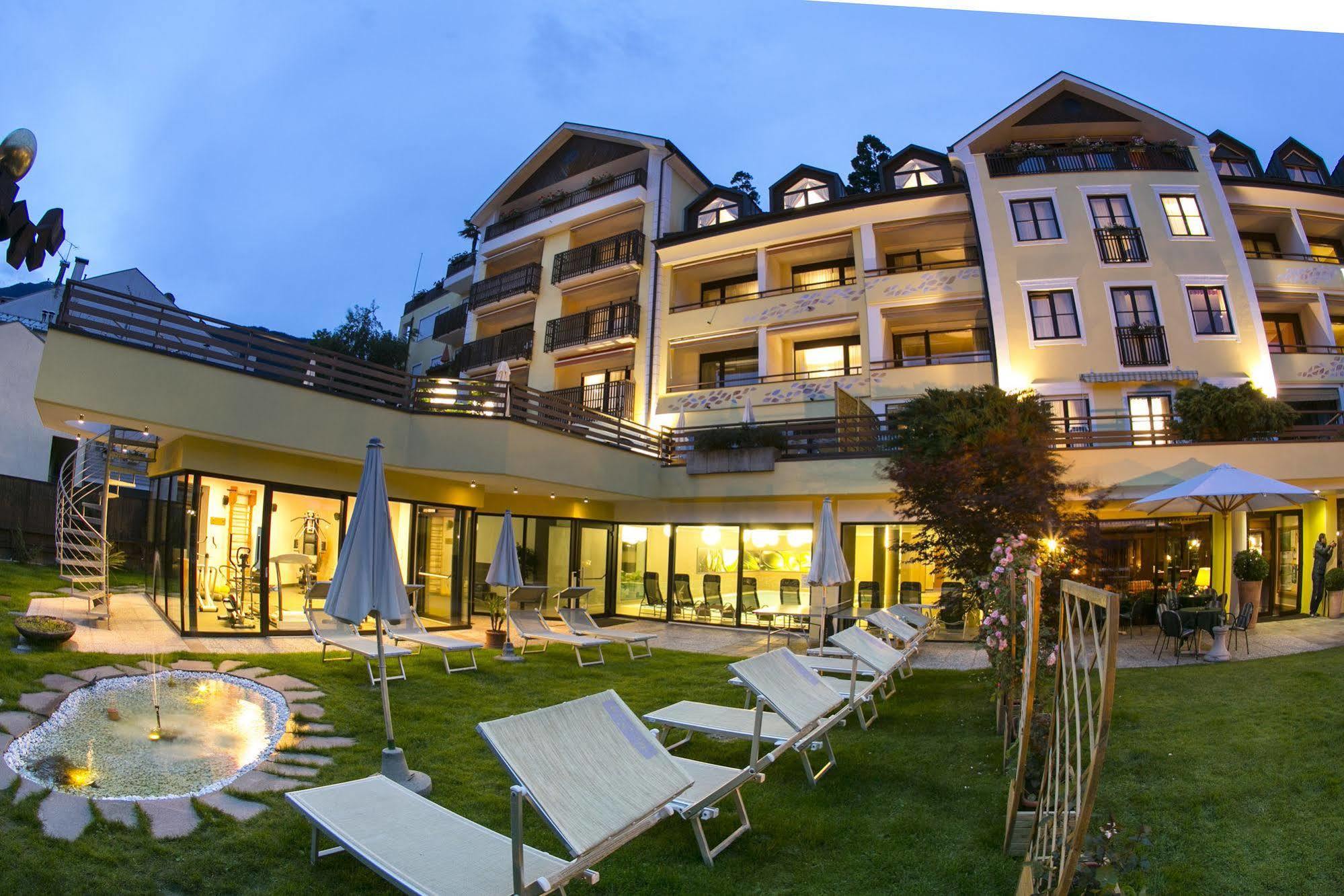 Dominik Alpine City Wellness Hotel - Adults Only Bressanone Exterior photo